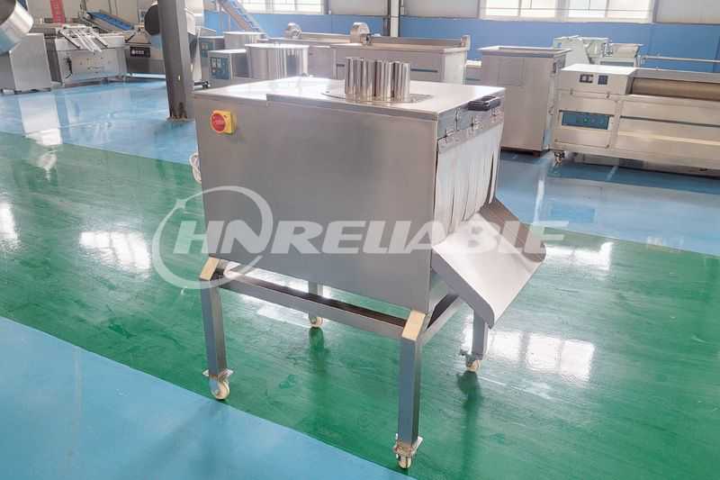 Plantain slicing machine