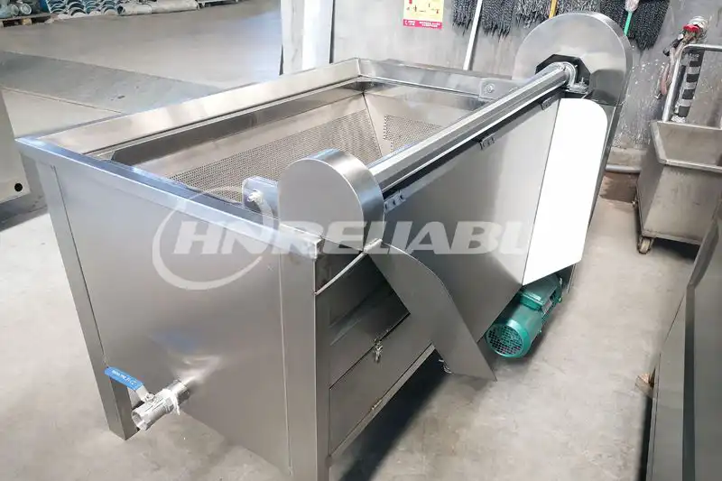 Automatic blanching machine