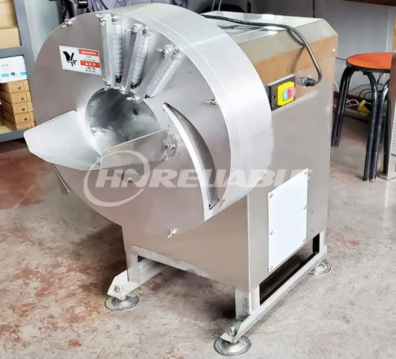 Vegetable shredding machine