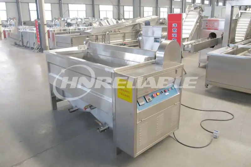 Automatic discharge frying machine