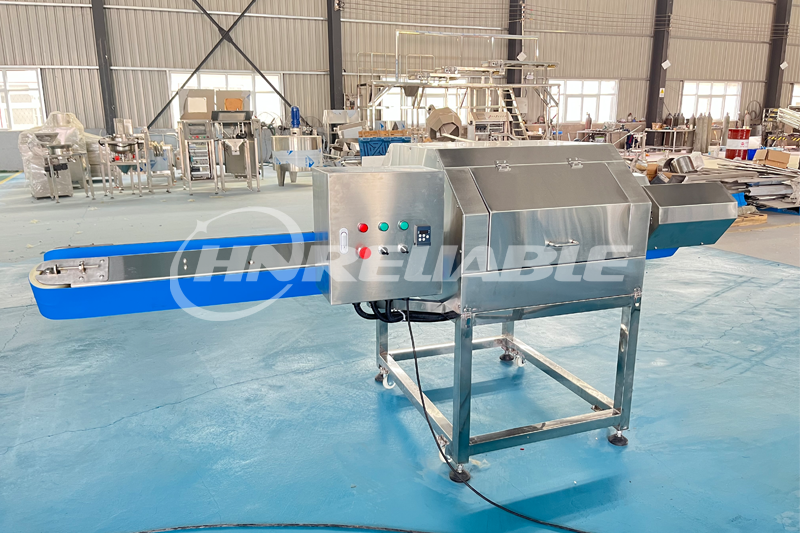 Fruit vegetable half cutting machine