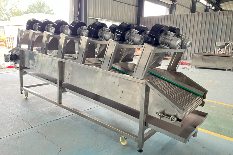 Continuous dewatering machine